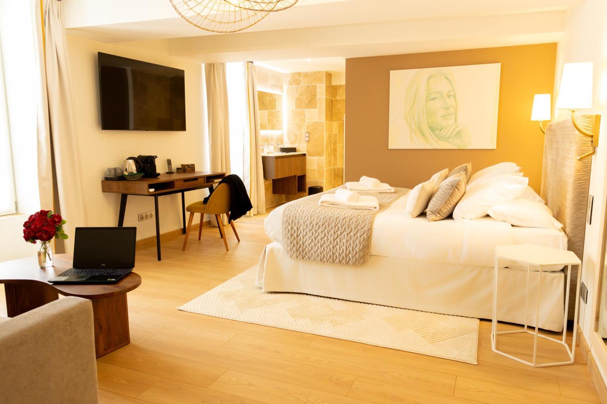 Le Central Boutique Hotel โบน ภายนอก รูปภาพ